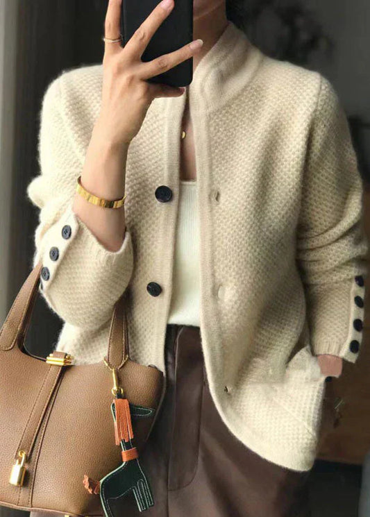 Claire Rose – Gilet Effet Cachemire avec Boutons